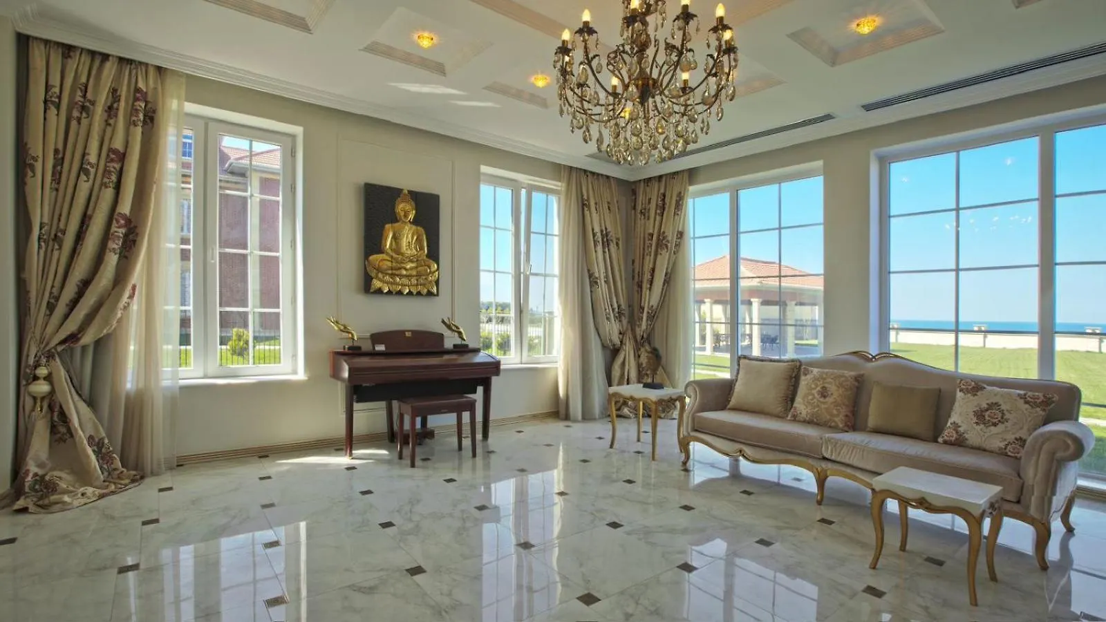 Luxury Villas At Sea Breeze Resort Baku