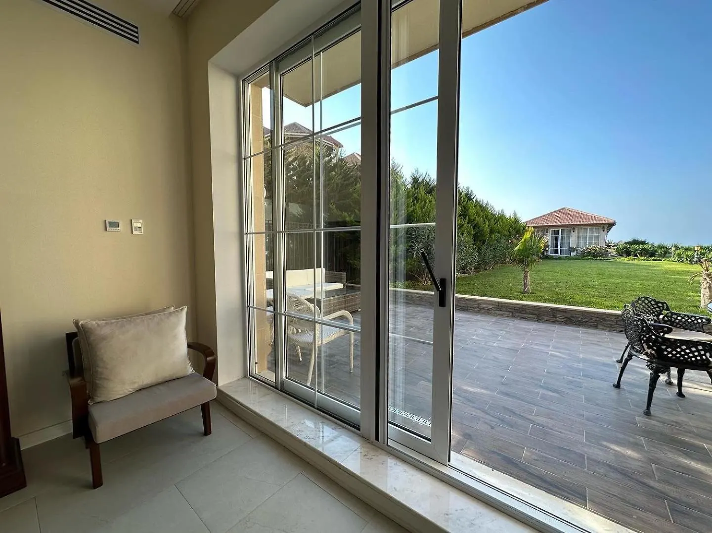 Luxury Villas At Sea Breeze Resort Baku 0*,